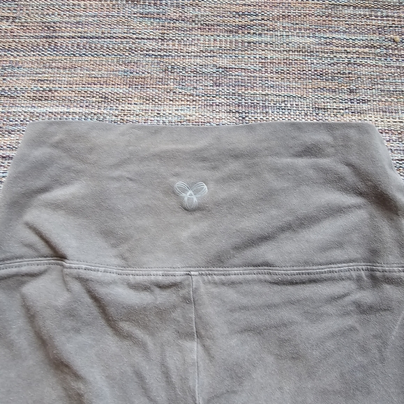TNA Biker Shorts (Grey) - Picture 3 of 3